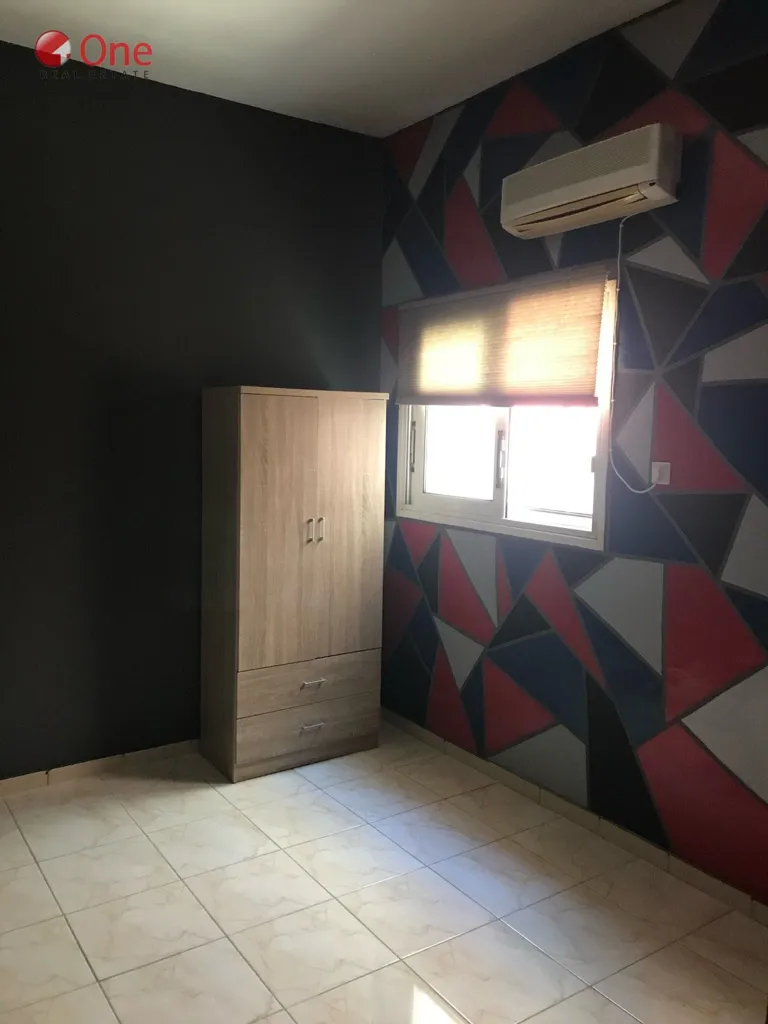 Pièces - Renovated Apartment with Solar Heating in Anthoupoli