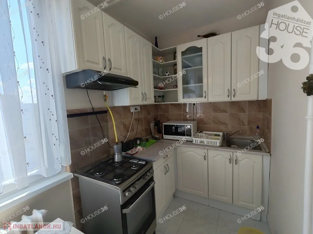 Kitchen - City Centre Flat with Lift in Kecskemét