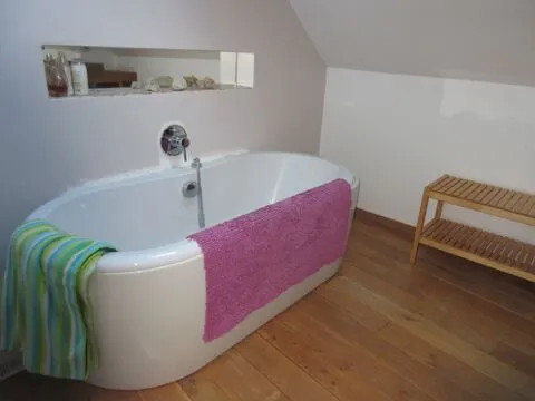 Salles de bain - Maison de Charme avec Terrasse à Épieds