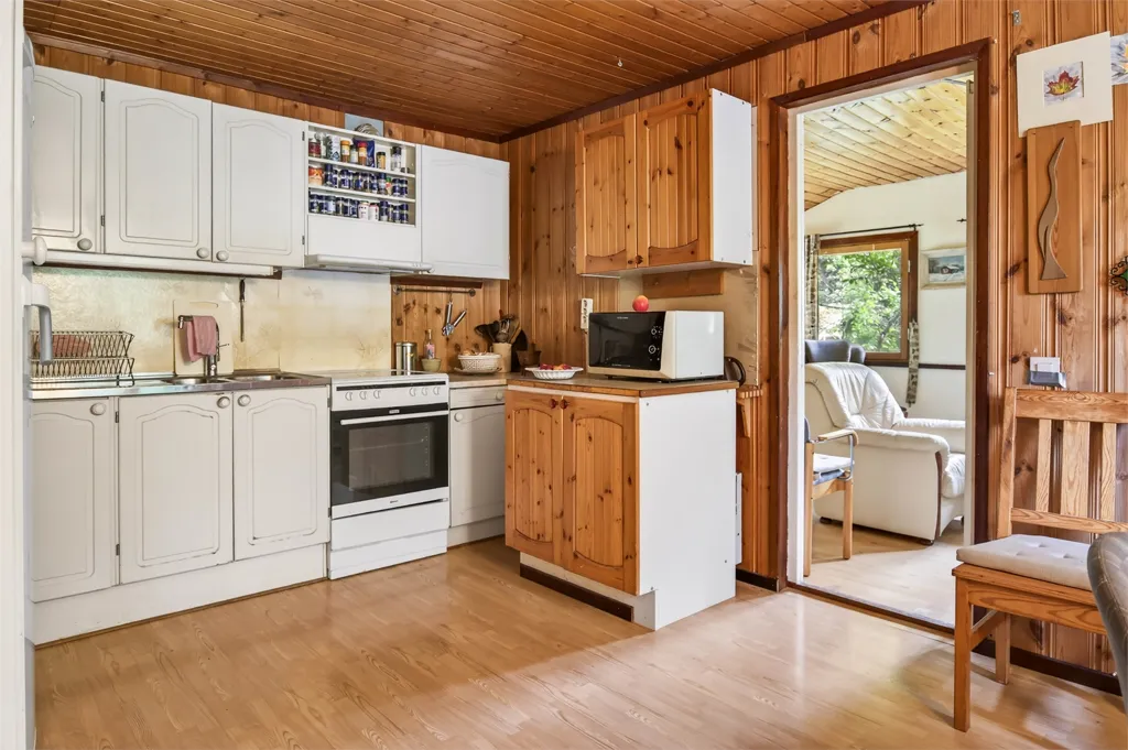 Cuisine - Corner Plot Holiday Home in Kvegerö
