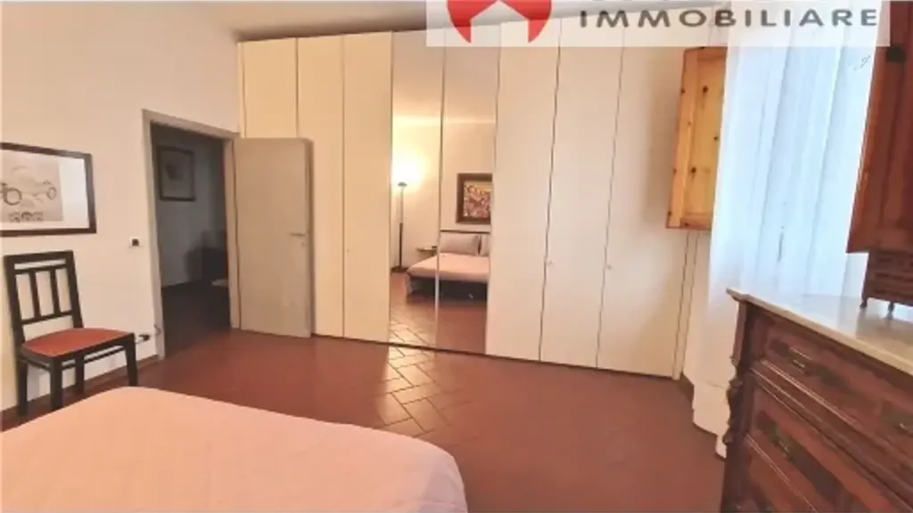 Chambres - Panoramic 4-Room Apartment in Scandicci