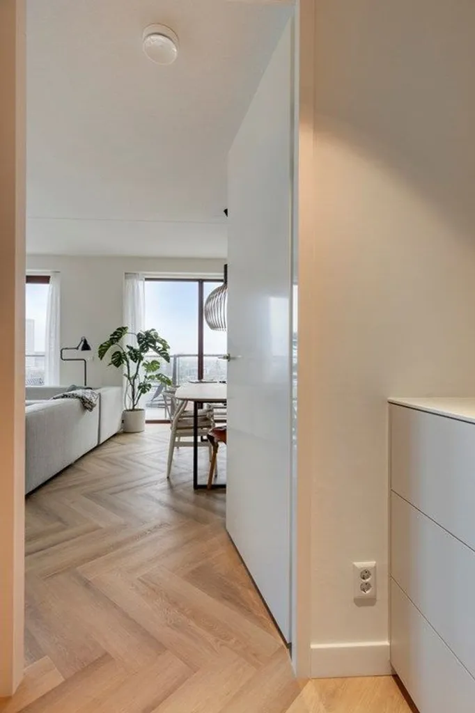 hallway_entrance