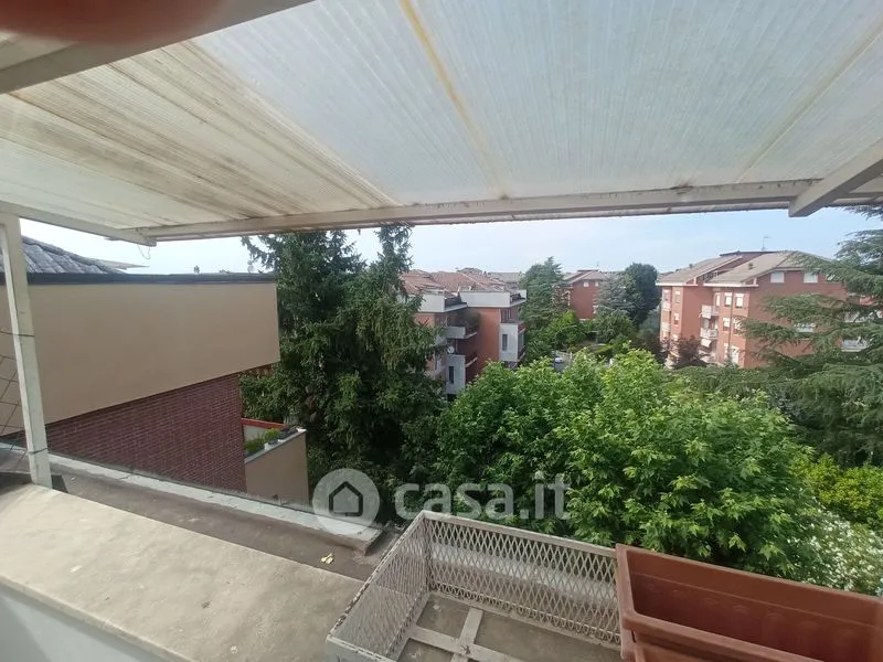 Rõdu - Mansarded Flat with Terrace in Asti
