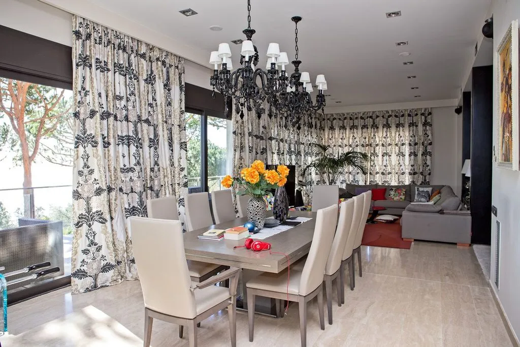 Söögituba - Luxury Villa with Sea Views in Punta Brava