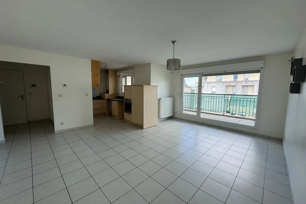 Living Room - 4-Piece Apartment with Balcony in Annemasse