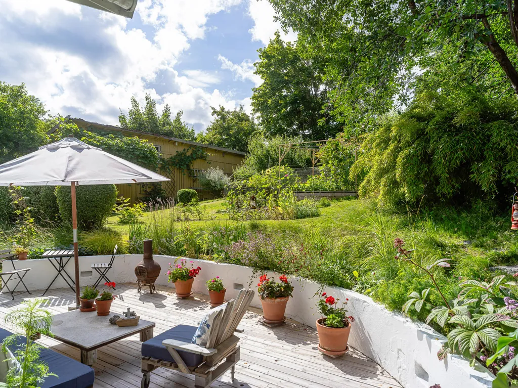Jardin - Converted Church with Atelier in Gnesta