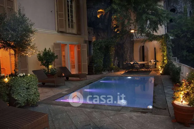 Piscine - Lakefront Villa with Private Marina in Torno