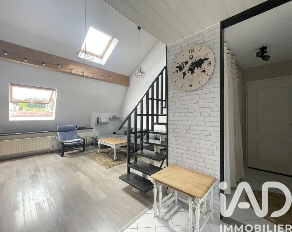 Pièces - Duplex avec Mezzanine à Creutzwald