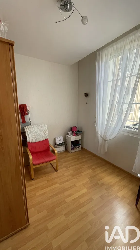 Bedrooms - Secure T3 Apartment with Parking in Le Mans