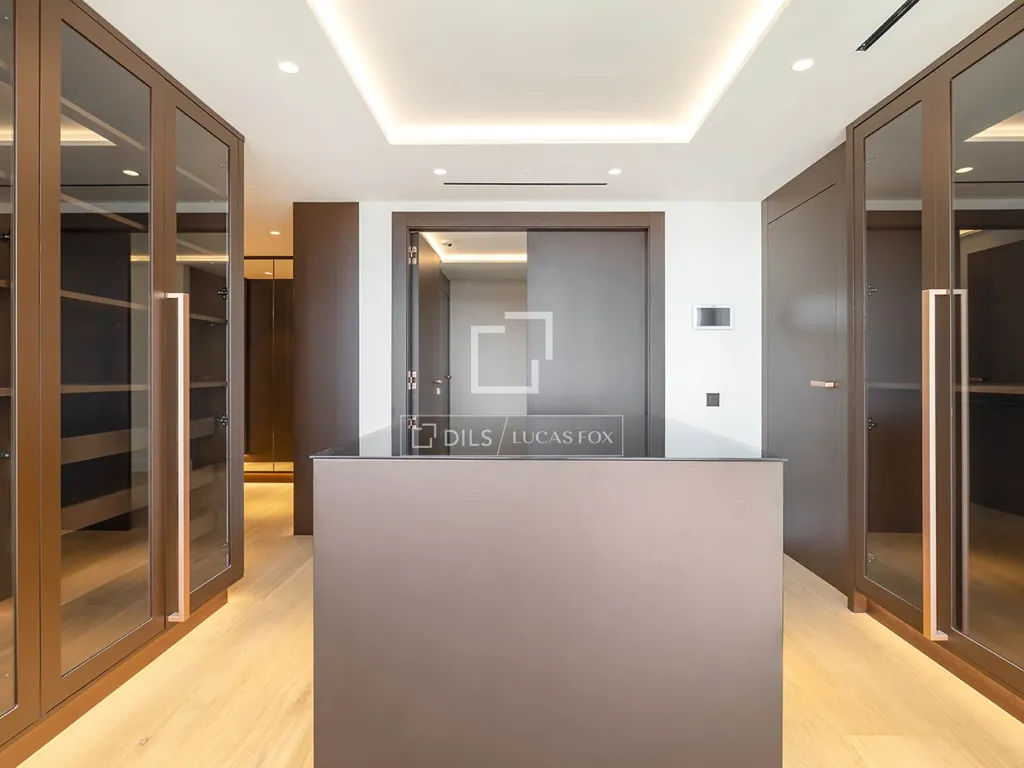 Toad - New Build Villa with Panoramic Views in Pedralbes