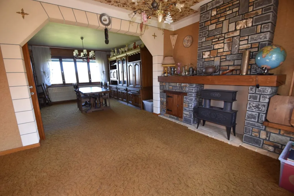 4-bedroom house in Musson