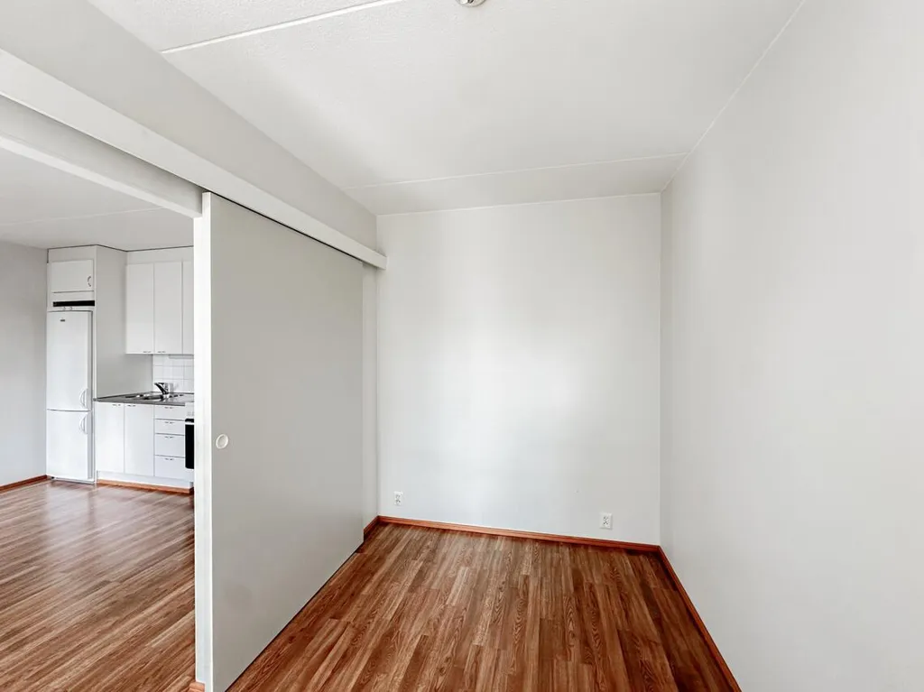 Toad - Apartment with Balcony in Espoo Centre