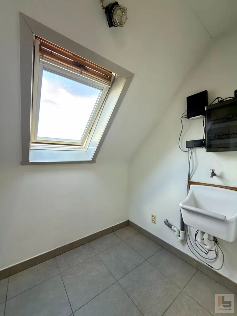 Salles de bain - Dakappartement avec Terrasse et Garagebox à Wondelgem