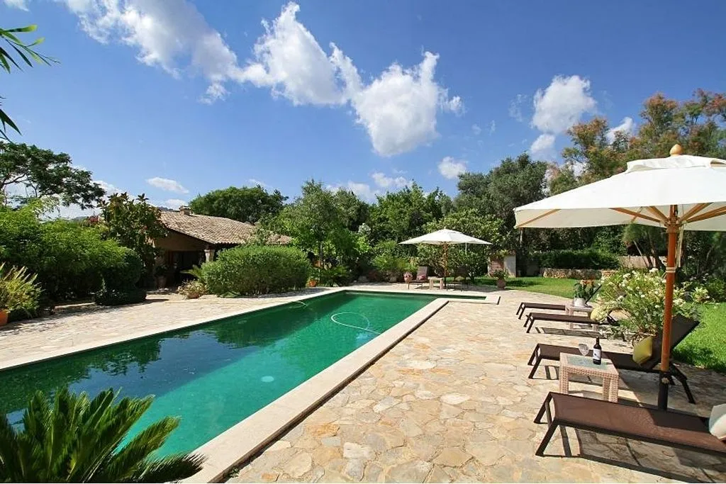 Bassein - Traditional Villa with Pool in Pollença