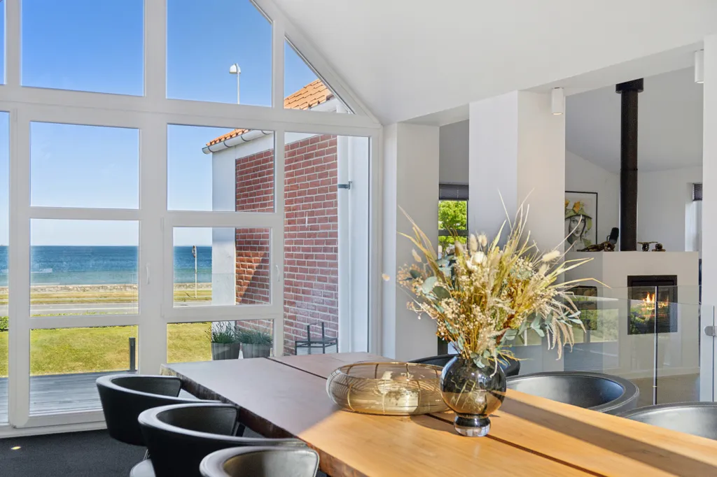 Salle à manger - Architectural House with Water View in Aabenraa