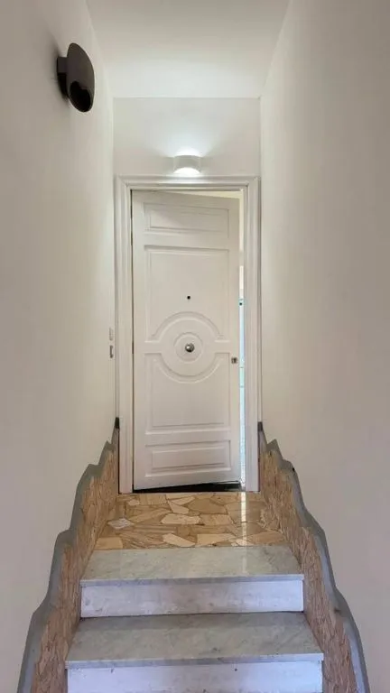 Esik - Luxury Flat with Pool in Procida