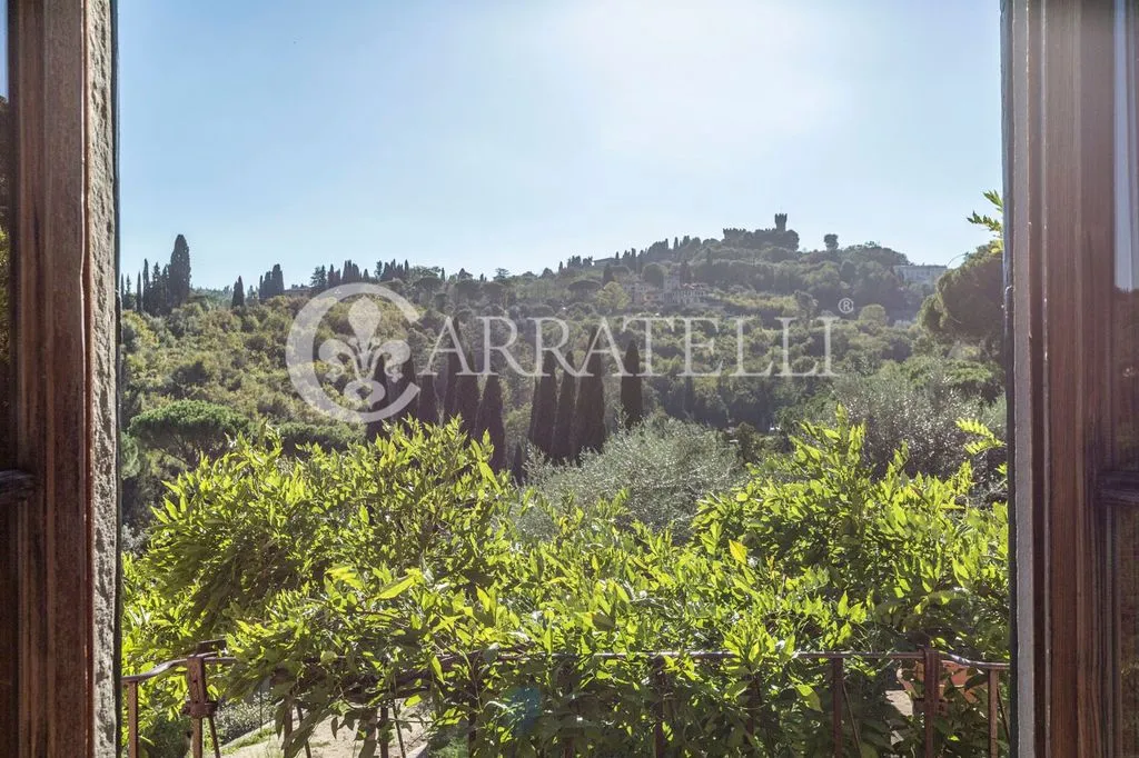 Pièces - Historic Villa with Private Park in Florence