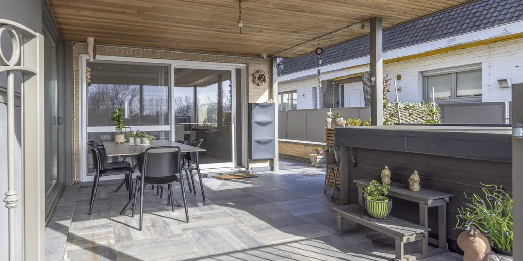 Terrazza - Luxury House with Terrace and Views in Central Location