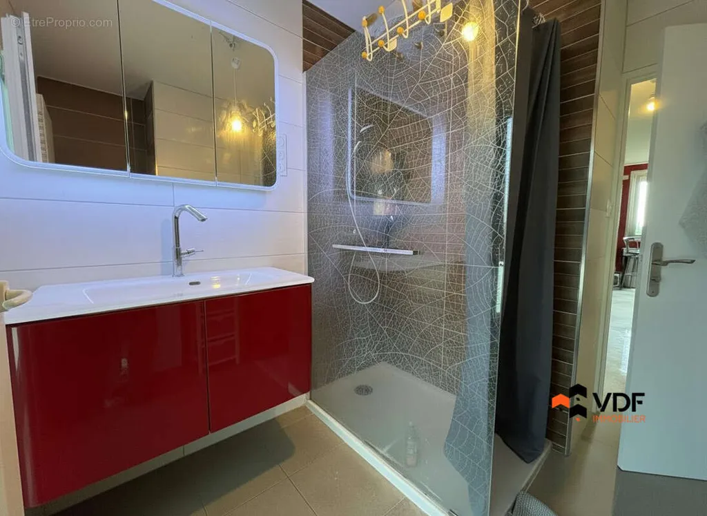 Appartement 4 pièces à Le Coteau