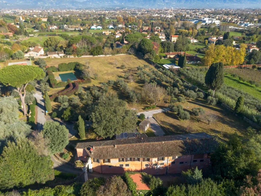 Vue aérienne - Rustic Casale with Tennis Courts near Lucca