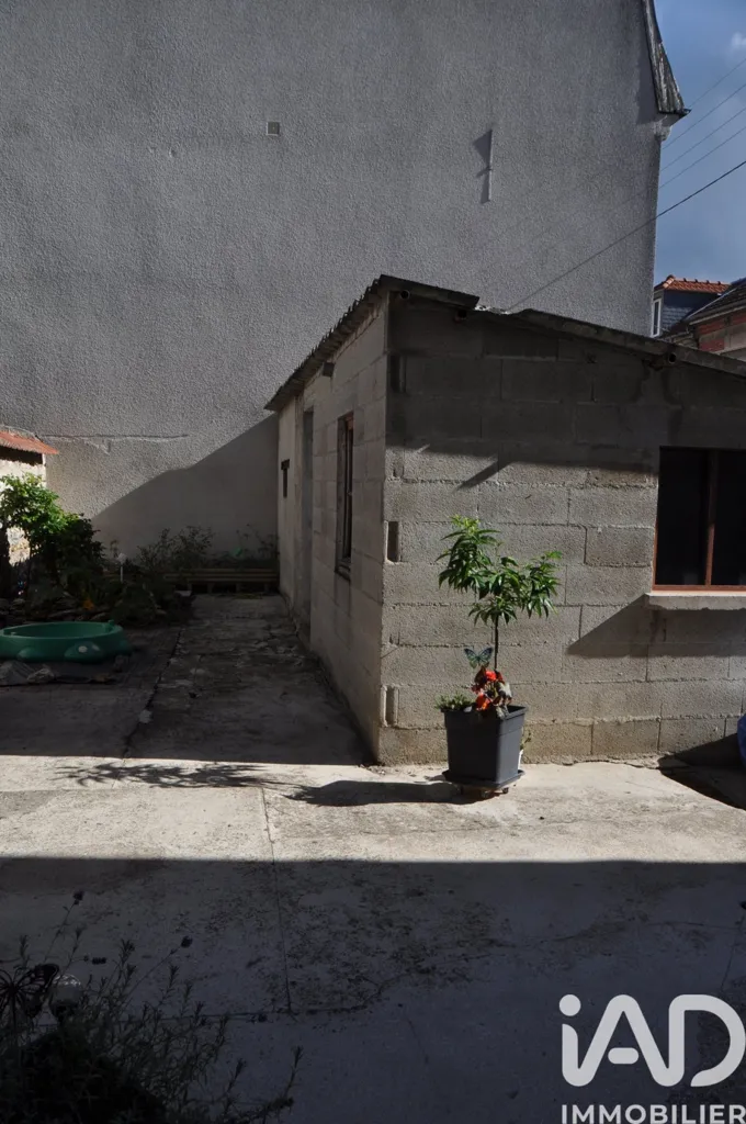 Aed - Renovated Flat with Dependence in Town Centre