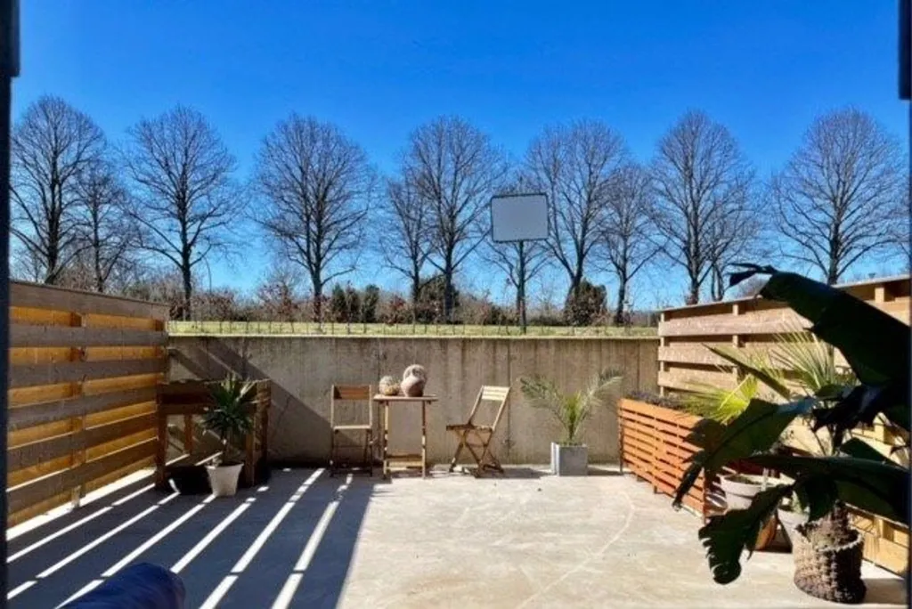 Terrasse - Modern Maisonette with Private Garden in Oud-Beijerland