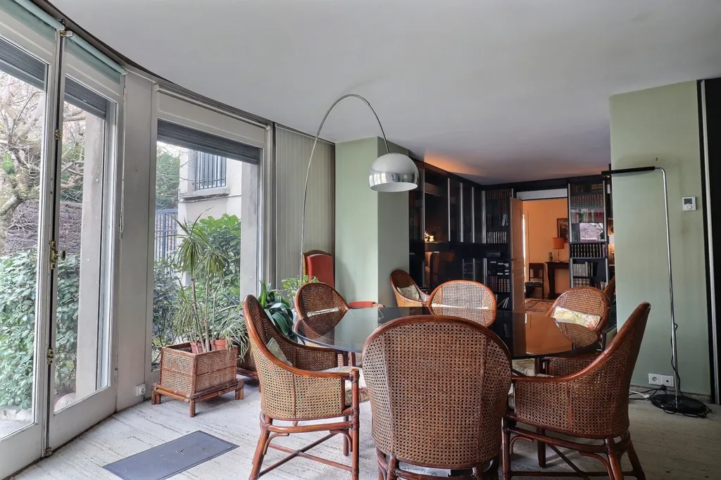 Dining Room - Duplex Apartment with Private Garden in Chamalières