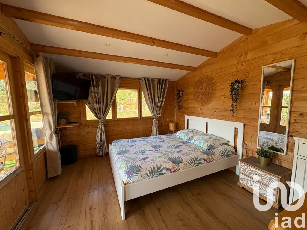 Chambres - Maison Moderne avec Jardin à Félines