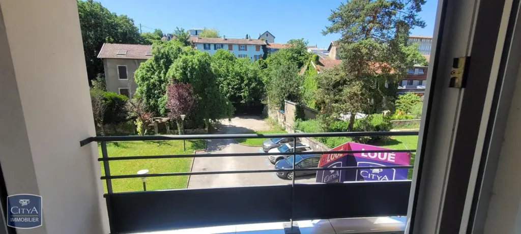 Balcon - Appartement meublé avec balcon à Besançon