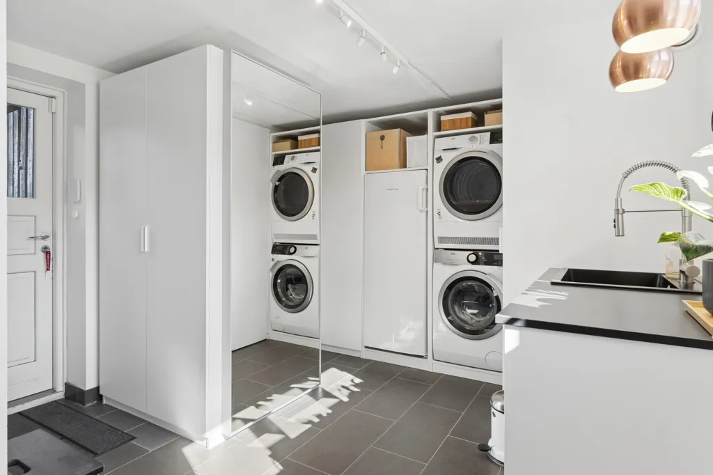 Utility Room - Charming Brick Villa with Terrace in Birkerød