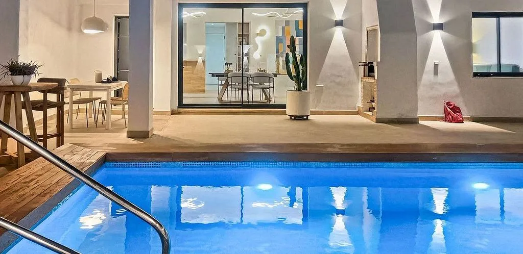 Bassein - Chalet with Pool in Casco Antiguo