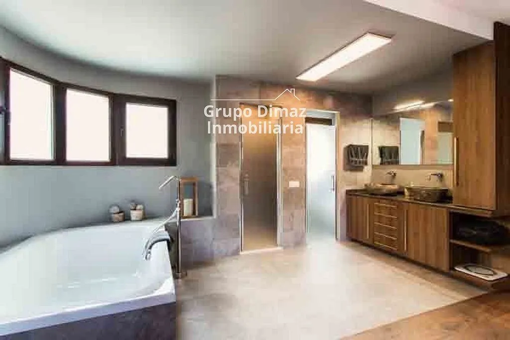 Bagni - Villa with Pool in Cabrils