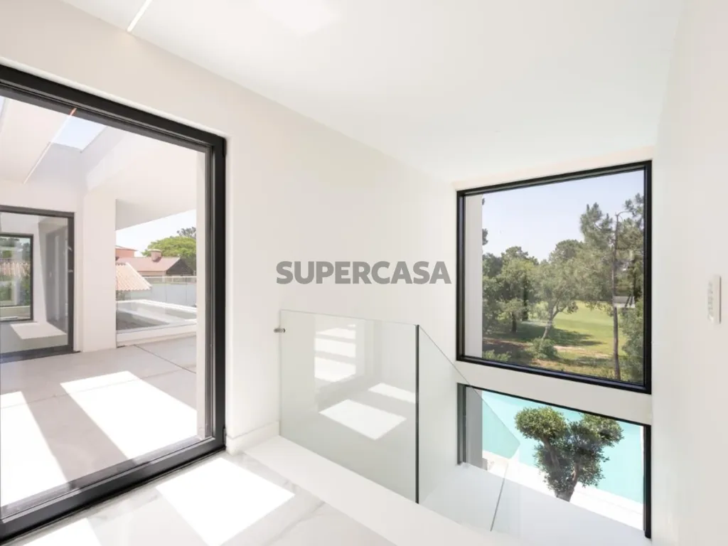 Toad - Contemporary Villa with Golf View in Sesimbra