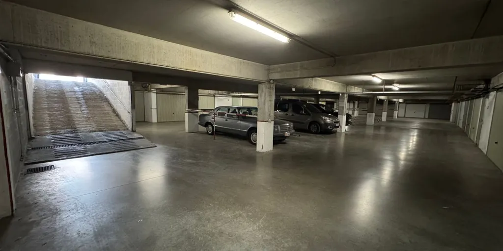 Garage - Appartement Nécessaire avec Terrasse à Middelkerke