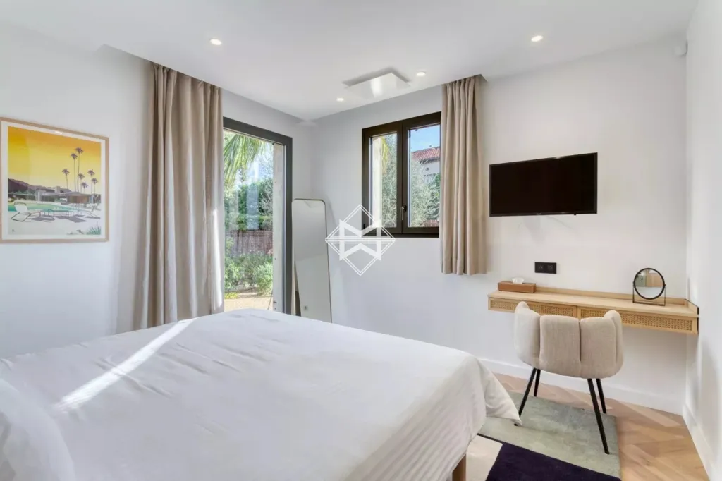 Magamistoad - Modern Villa with Garden in Village Centre