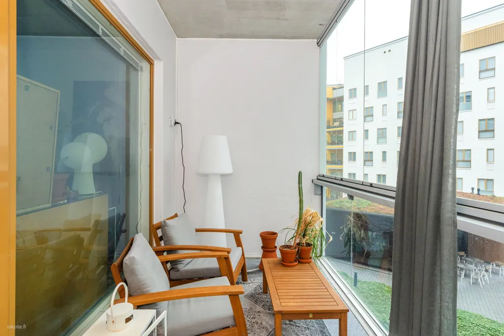 Balcon - Studio Apartment with Glazed Balcony in Tampere