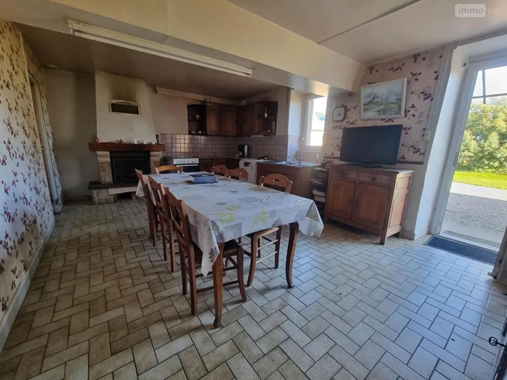 Dining Room - 4-room house in Ducey-les-Chéris