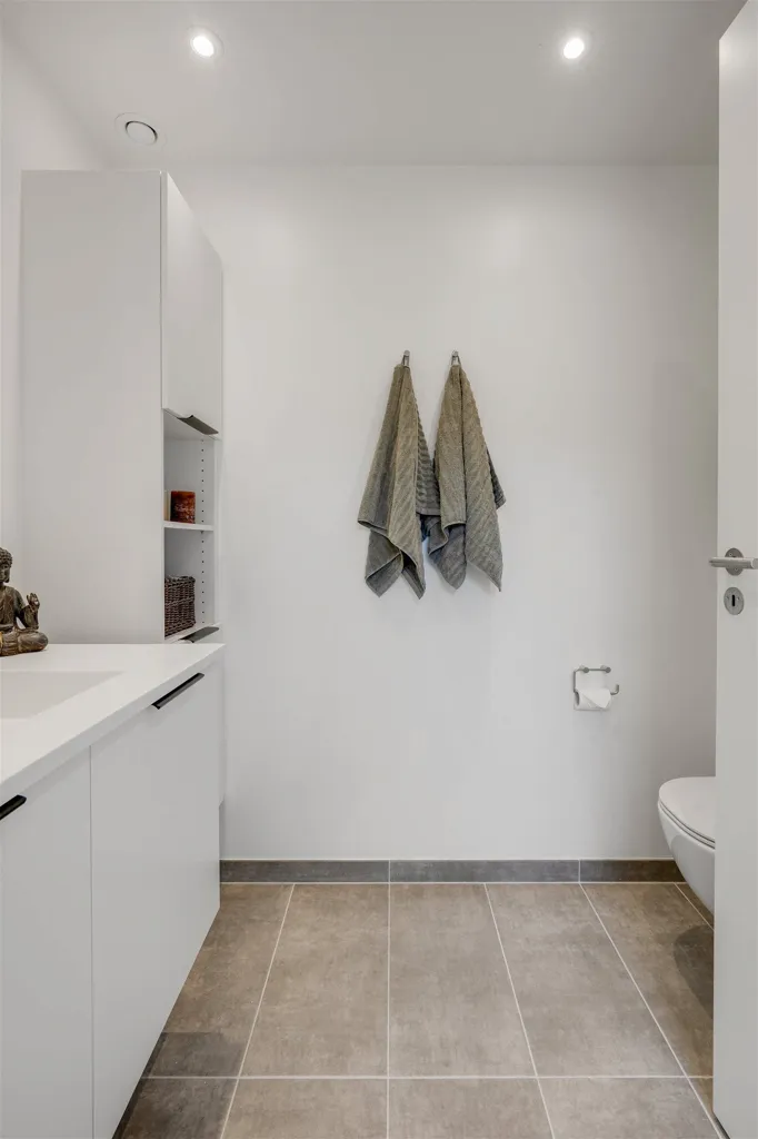 Vannitoad - Terraced House with Private Balcony in Nyborg