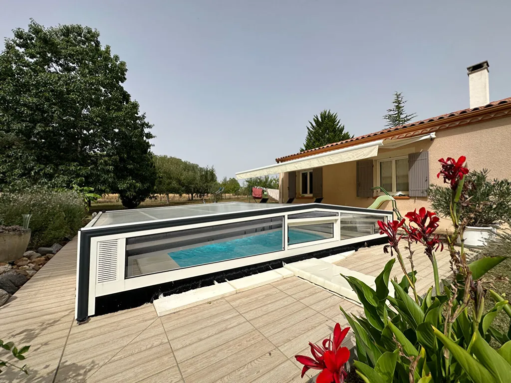 Bassein - Ground Floor House with Pool in Suburban Area