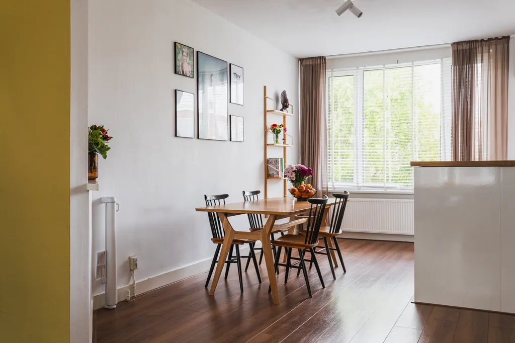 Söögituba - Modern Apartment with Balcony in Bezuidenhout