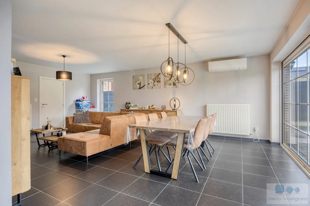 Sala da pranzo - Villa with Terrace in Testelt