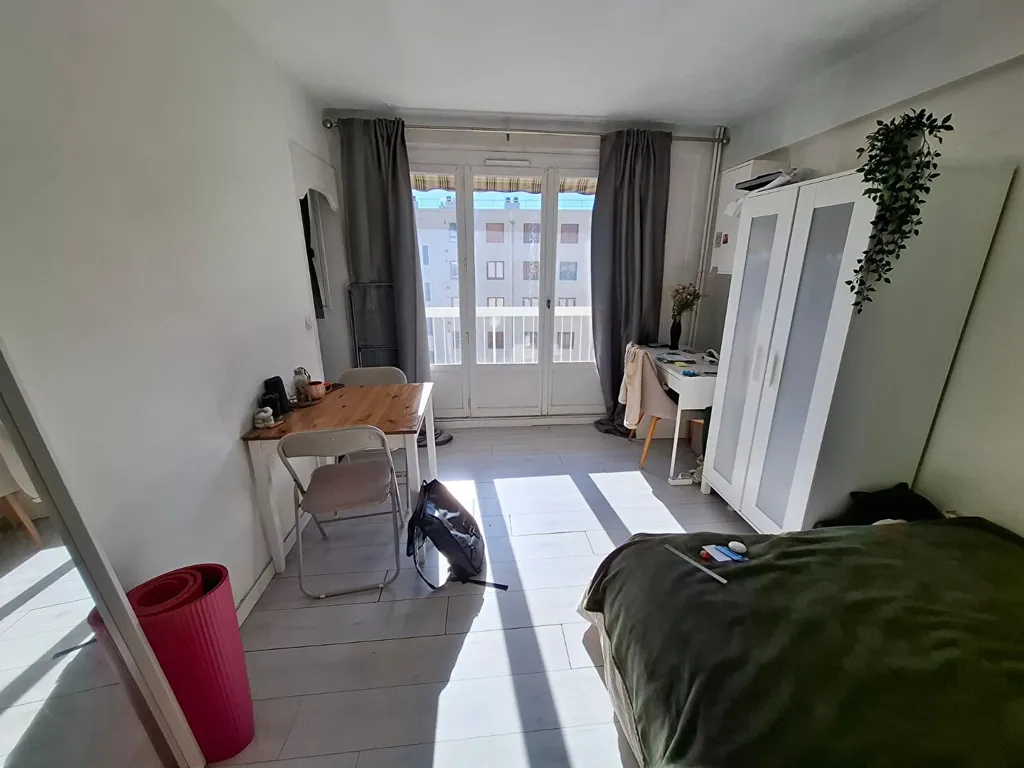 Magamistoad - Studio with Balcony near RER B, Cachan