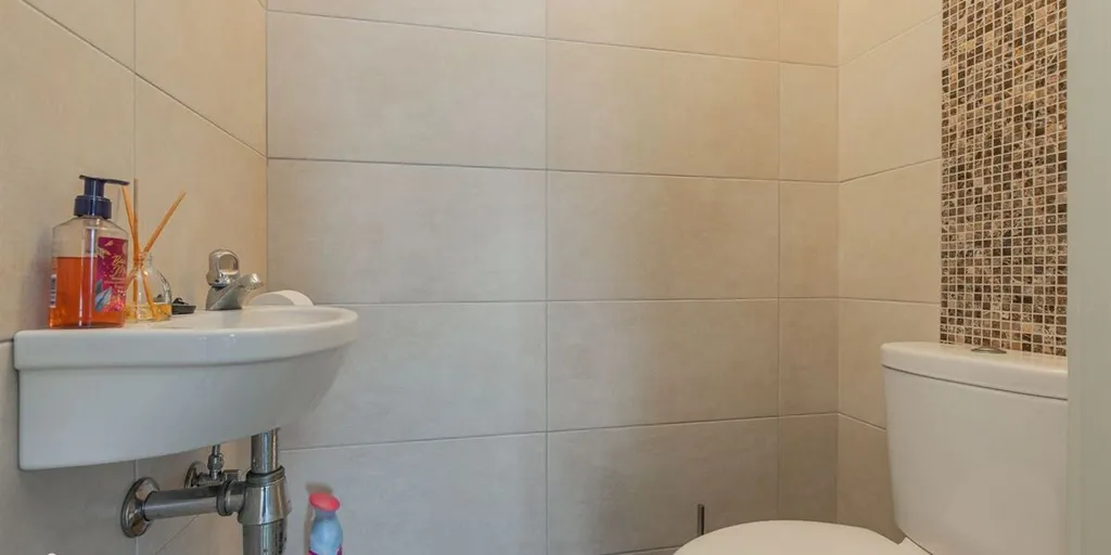 Bathrooms - Modern Apartment with Terrace in Lebbeke
