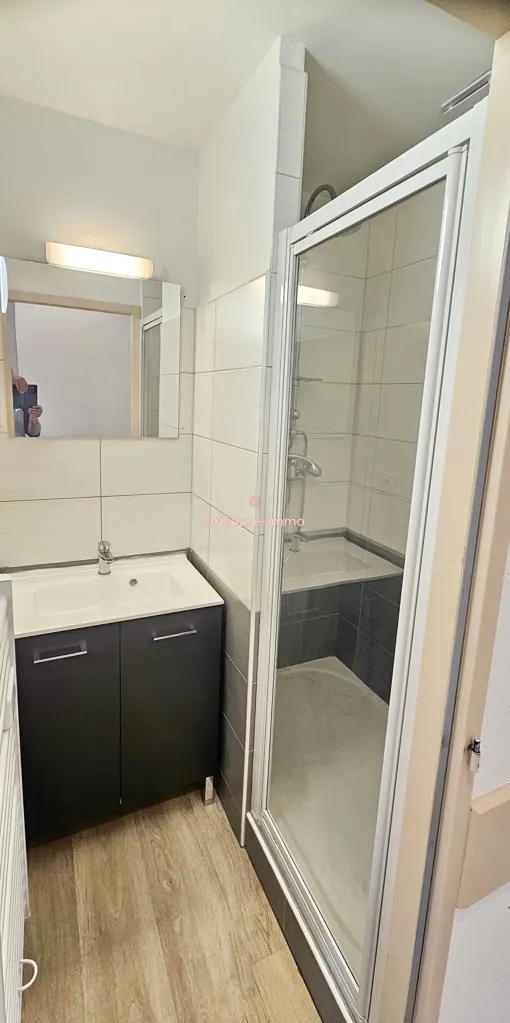 Bagni - 4-Piece Apartment with Balcony in Tarbes