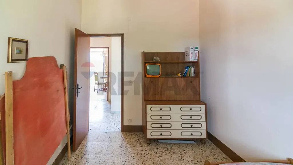 Magamistoad - Bifamiliar Villa with Garden in Piazza Armerina