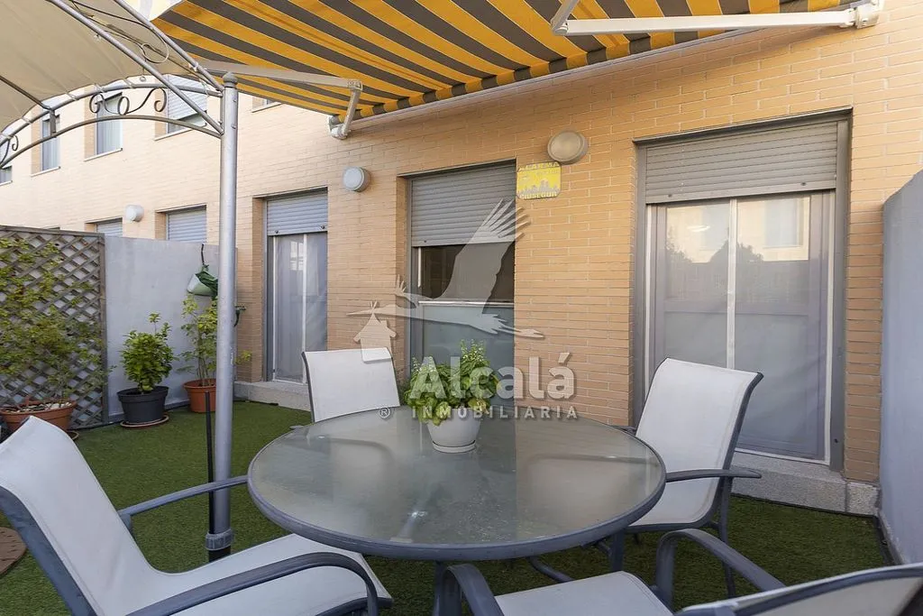 Terrasse - 1-Bed Flat with Pool in Los Hueros