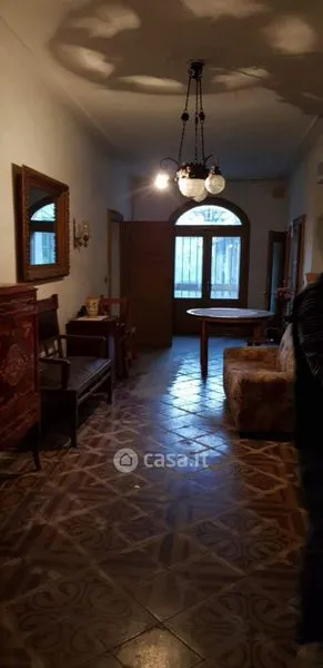 Entrée - Historic Villa with Courtyard in Gazzuolo Centre