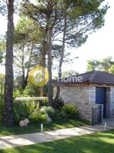4-toaline korter asukohas GR
