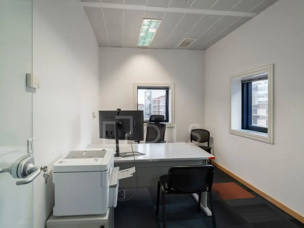 Bureau - Commercial Office in Amoreiras, Lisbon