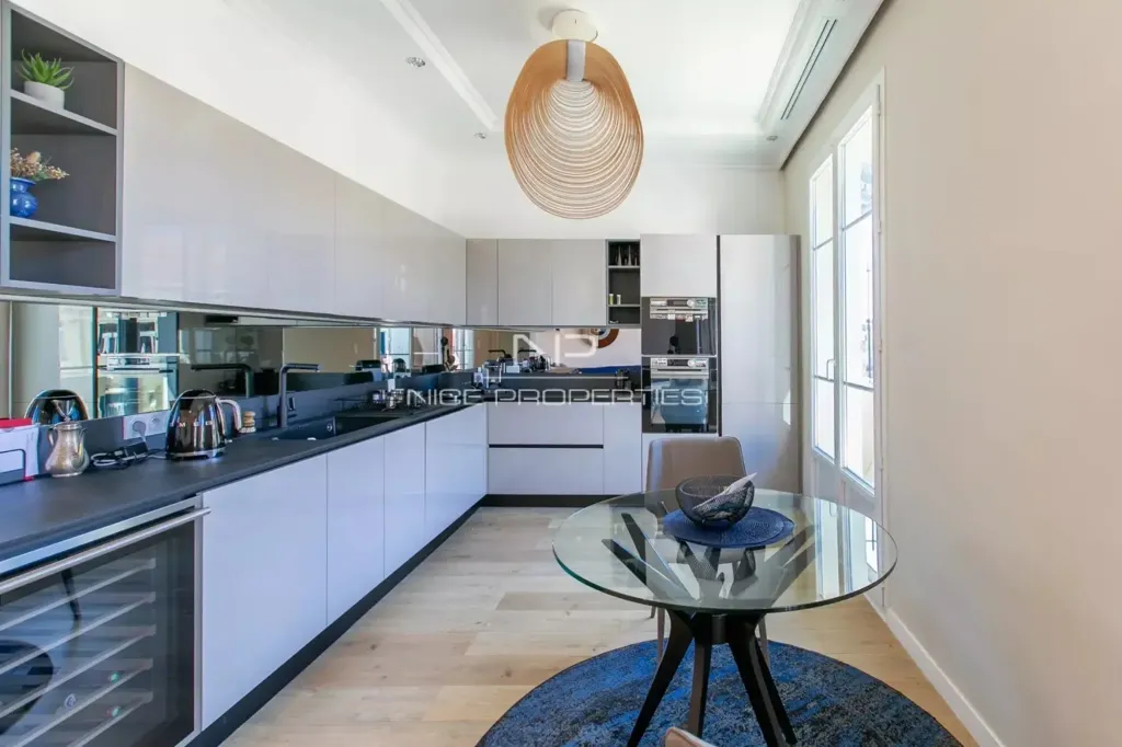 Köök - Luxury Flat with Balcony in Nice Centre